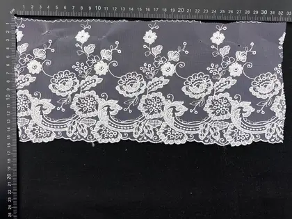 Rose Polyester Domestic Broderie Tape Tulle · 21 cm