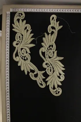 Gold Lurex Lurex Polyester Broderie Collar