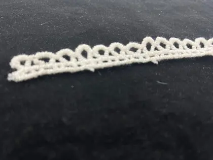 20663 Domestic Cotton Guipure Lace Tape Raw 1 cm