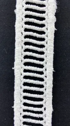 Ham Mat Polyester Yerli Güpür Brode Bant · 2,5 cm