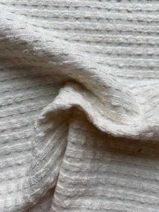 Kumaş · Yerli · Lez · Pamuk · Bcı · Krem · 145 Cm