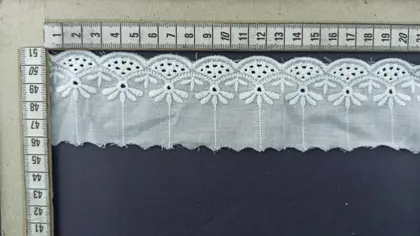 12768 Local Matte Voile Broderie Band Bleached Polyester 5 cm