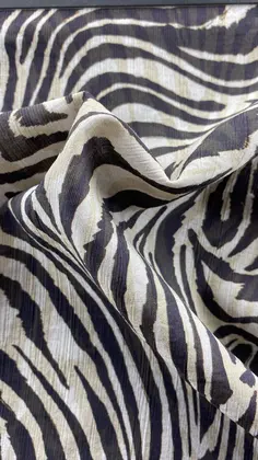Kumaş · Yerli · Lez · Viskon · Baskılı · Renkli · 135 Cm