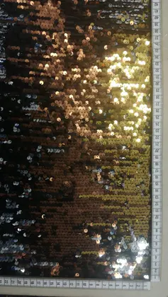 Siyah Tül Üzeri Gold Pullu Likralı Kumaş