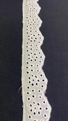 Kasar Pamuk Yerli Brode Bant Vual · 2,5 cm