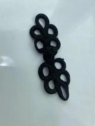 23378 Accessory · Imported · China Düğmesi̇ · polyester · si̇yah · 8,5 cm