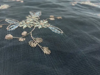 Tül Üzeri · İthal · Lez · Polyester · Nakışlı · Renkli · 125 Cm