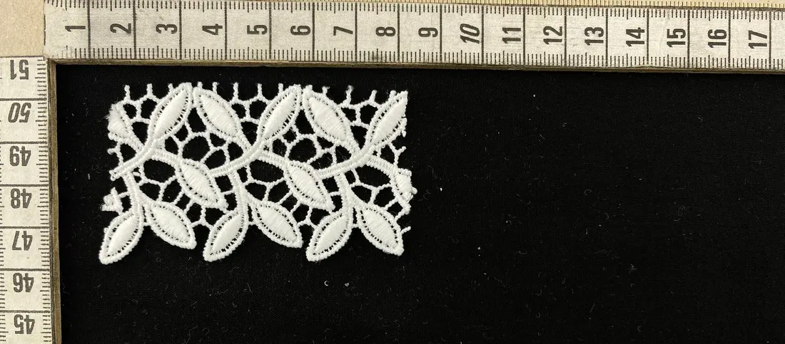 Ham Mat Polyester Yerli Güpür Brode Bant · 4 cm