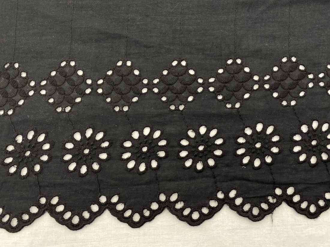 Siyah Pamuk Yerli Brode Bant Vual · 22 cm