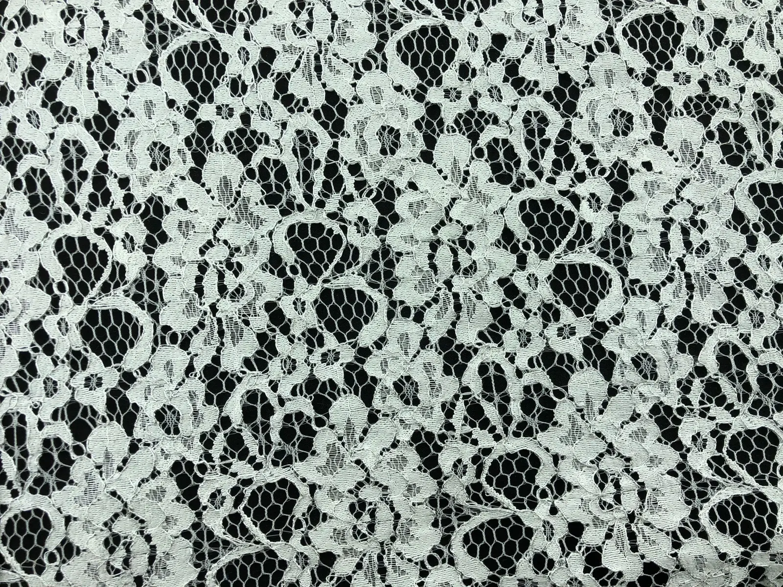 Gümüş Simli Kordlu Polyester Yerli Dantel
