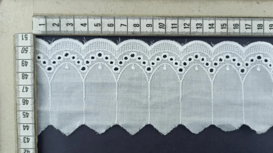 Kasar Mat Polyester Yerli Brode Bant Vual · 7,5 cm