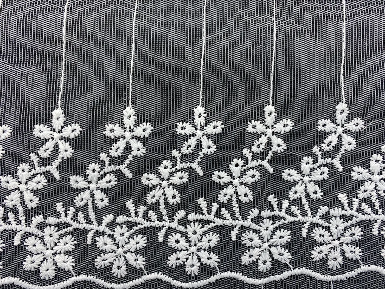 Greige Polyester Domestic Broderie Tape Tulle · 7 cm
