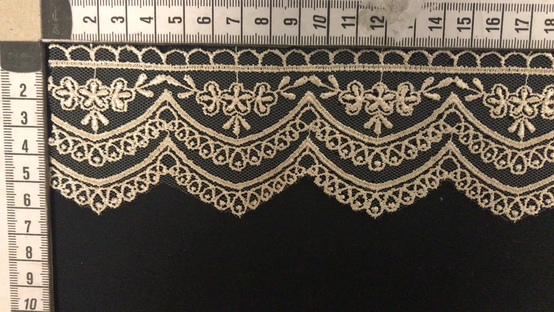 Gold Polyester Yerli Brode Bant Tül