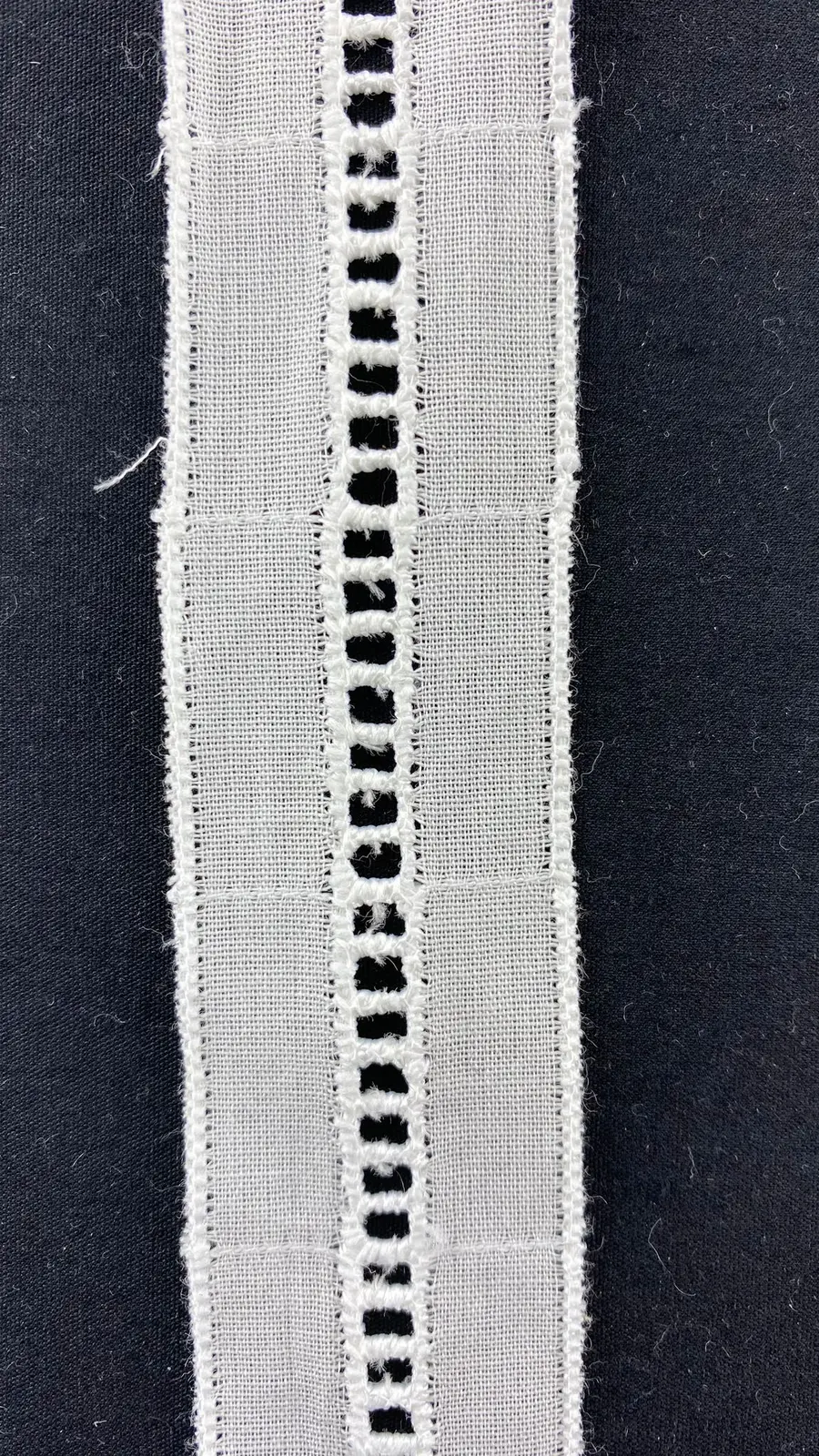 Kasar Polyester Yerli Brode Bant Vual · 2 cm