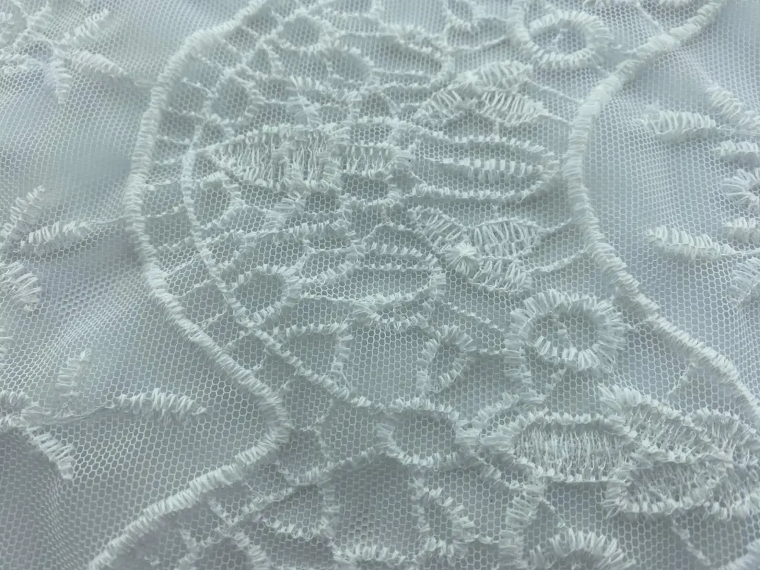 Ham Yerli Güpür Brode · 135 cm
