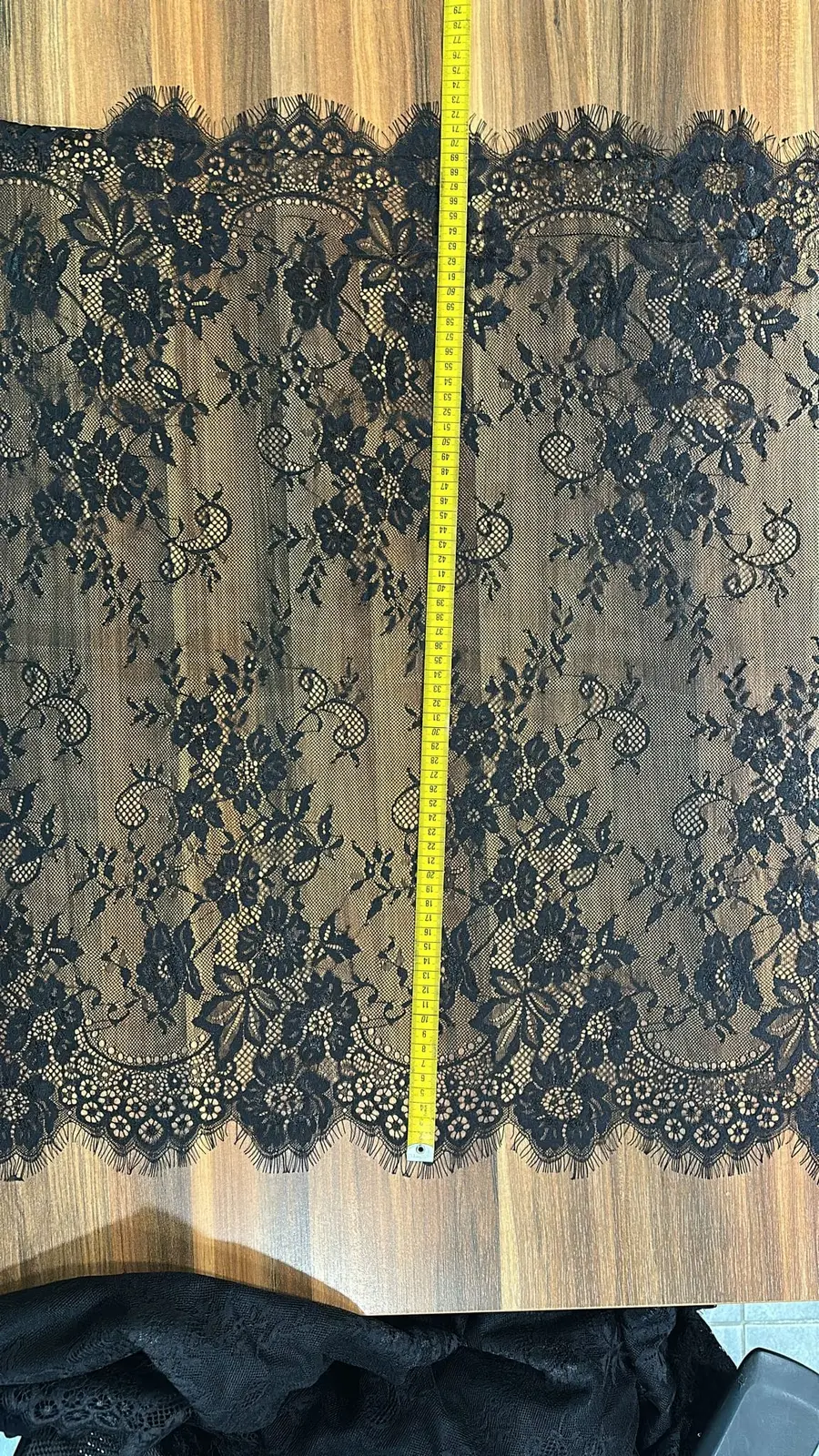 23311 Dantel · İthal · Lez · Sakalli · Naylon · Si̇yah · 75 Cm
