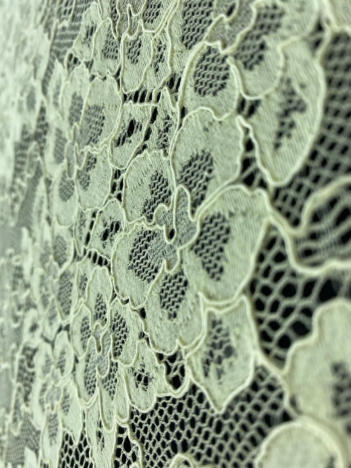 Yellow Cotton Nylon Imported Lace · 143 cm