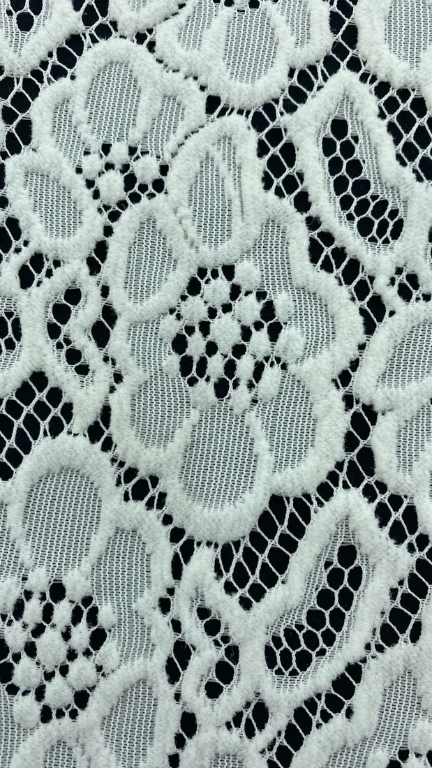 Krem Polyester Yerli Dantel · 150 cm
