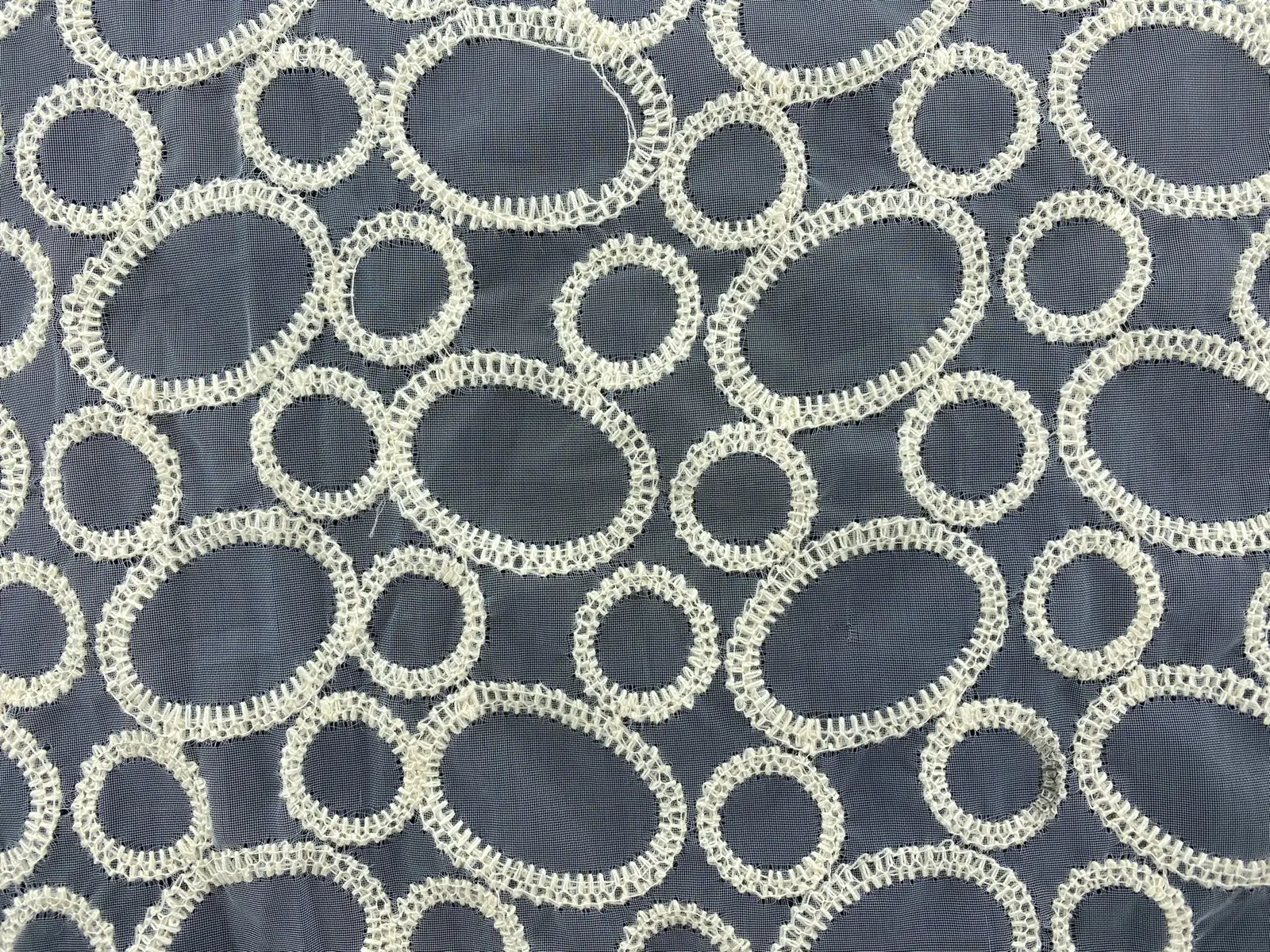 Krem Nakışlı İplikli Polyester Yerli Organze