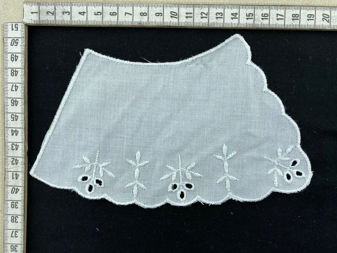Kasar Mat Polyester Yerli Yaka Vual · 19 cm