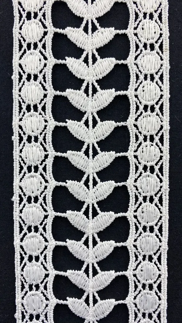 Ham Mat Polyester Yerli Güpür Brode Bant · 6,5 cm