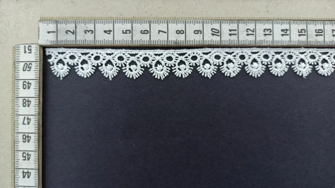 Ham Mat Polyester Yerli Güpür Brode Bant · 1,5 cm