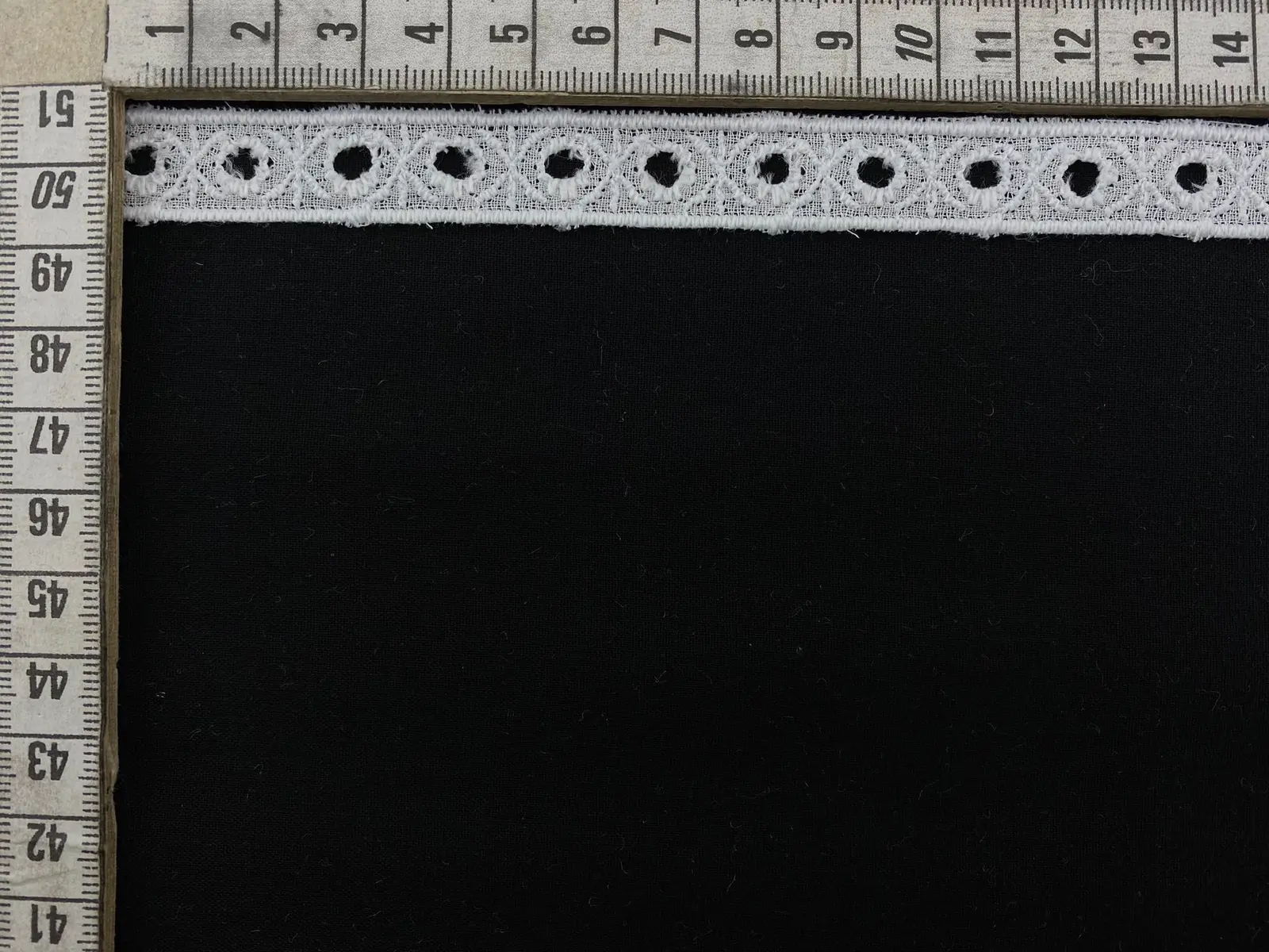 Kasar Polyester Yerli Brode Bant · 1,5 cm