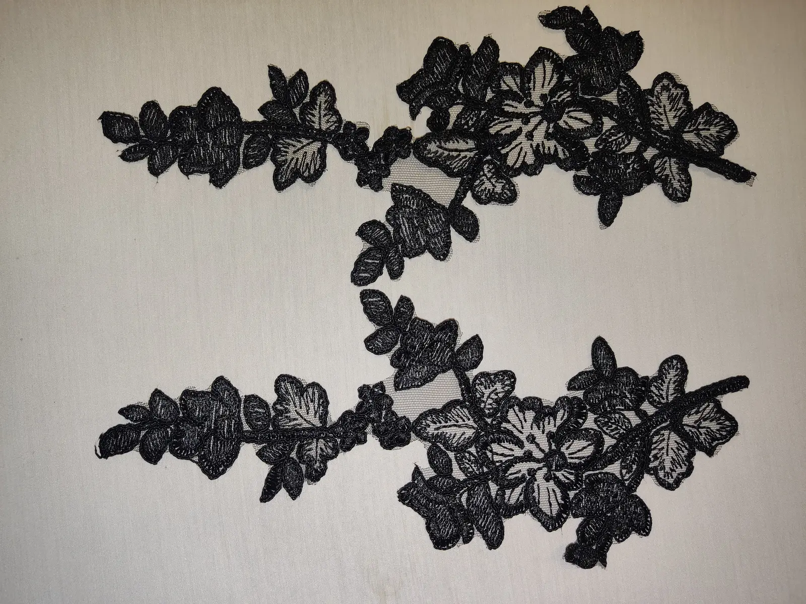 Black Corded Plain Polyester Domestic Broderie Appliqué