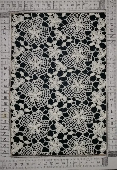 Siyah