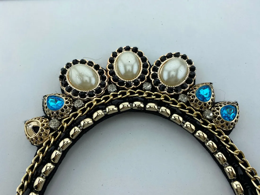Renkli Polyester İthal Yaka · 18 cm
