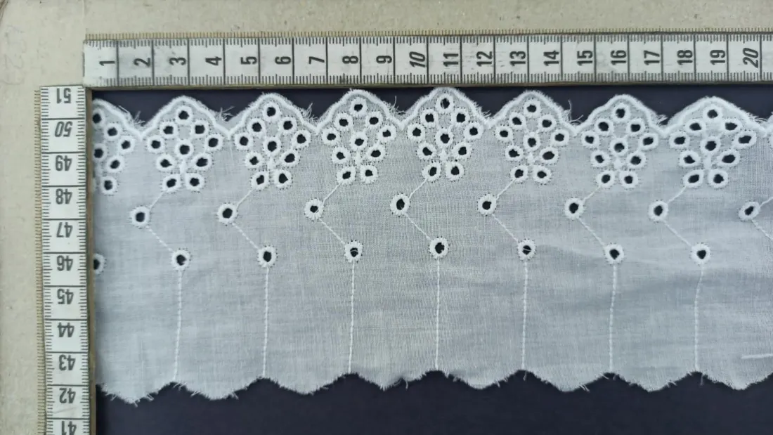 Kasar Mat Polyester Yerli Brode Bant Vual · 9 cm