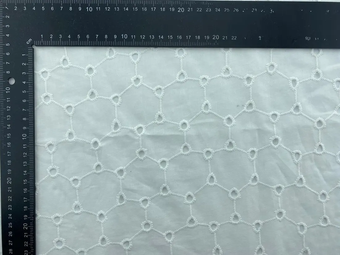 Kasar Pamuk Yerli Brode Vual · 130 cm