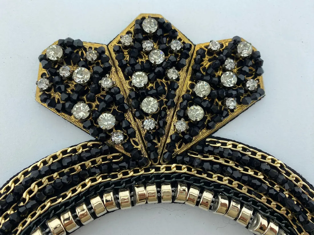 Renkli Polyester İthal Yaka · 20 cm