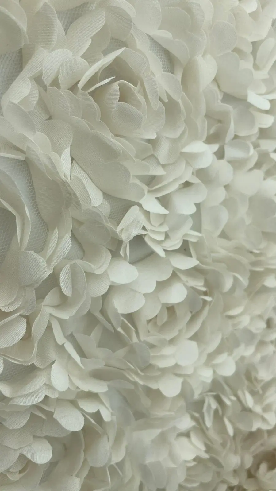 21435 Kumaş · İthal · Lez · Tül Üzeri · Polyester · Bej · 150 Cm