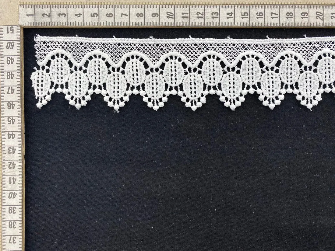 Ham Mat Polyester Yerli Güpür Brode Bant · 4,5 cm
