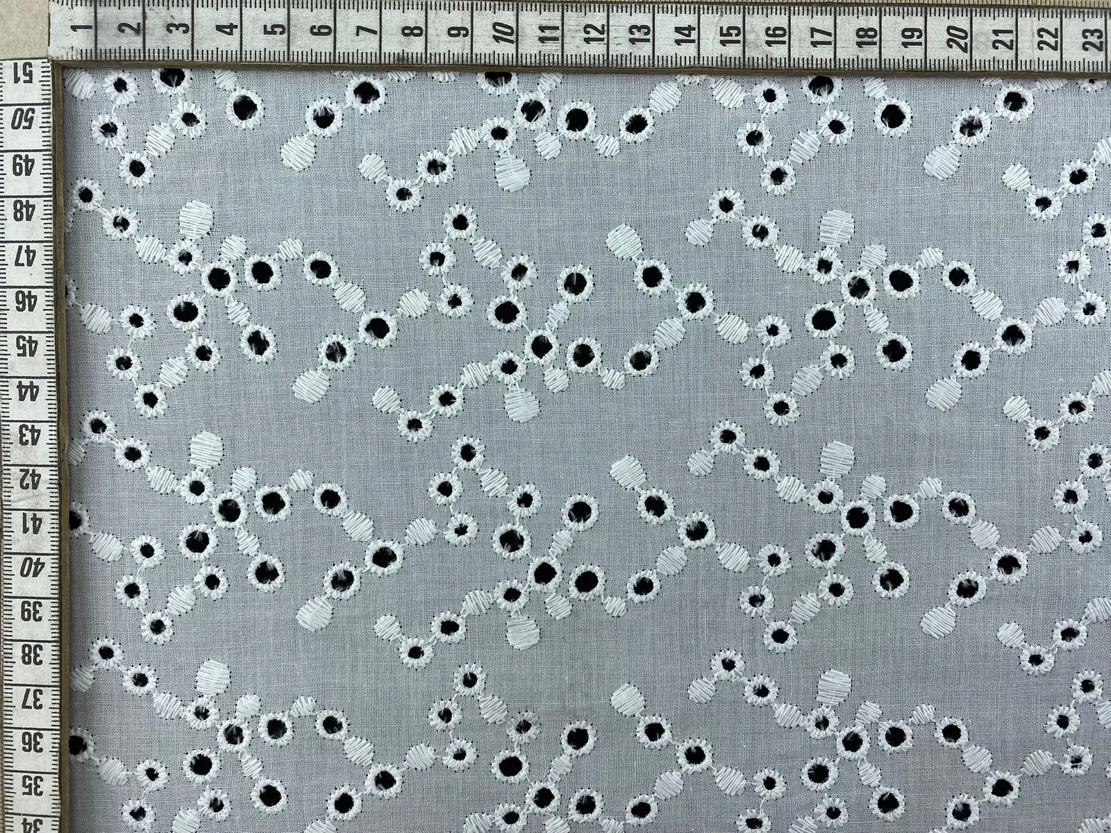 Bleached Matte Polyester Domestic Broderie Tape Voile · 48 cm