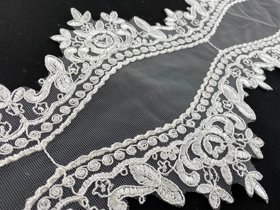 5064 Broderie · Domestic · Trim · Polyester · 24994 · Plain · Raw · 19.5 cm