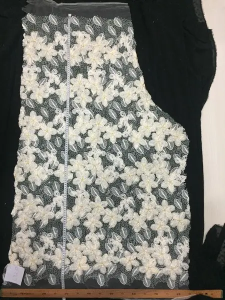 Yeşil Simli Polyester İthal Dantel · 130 cm