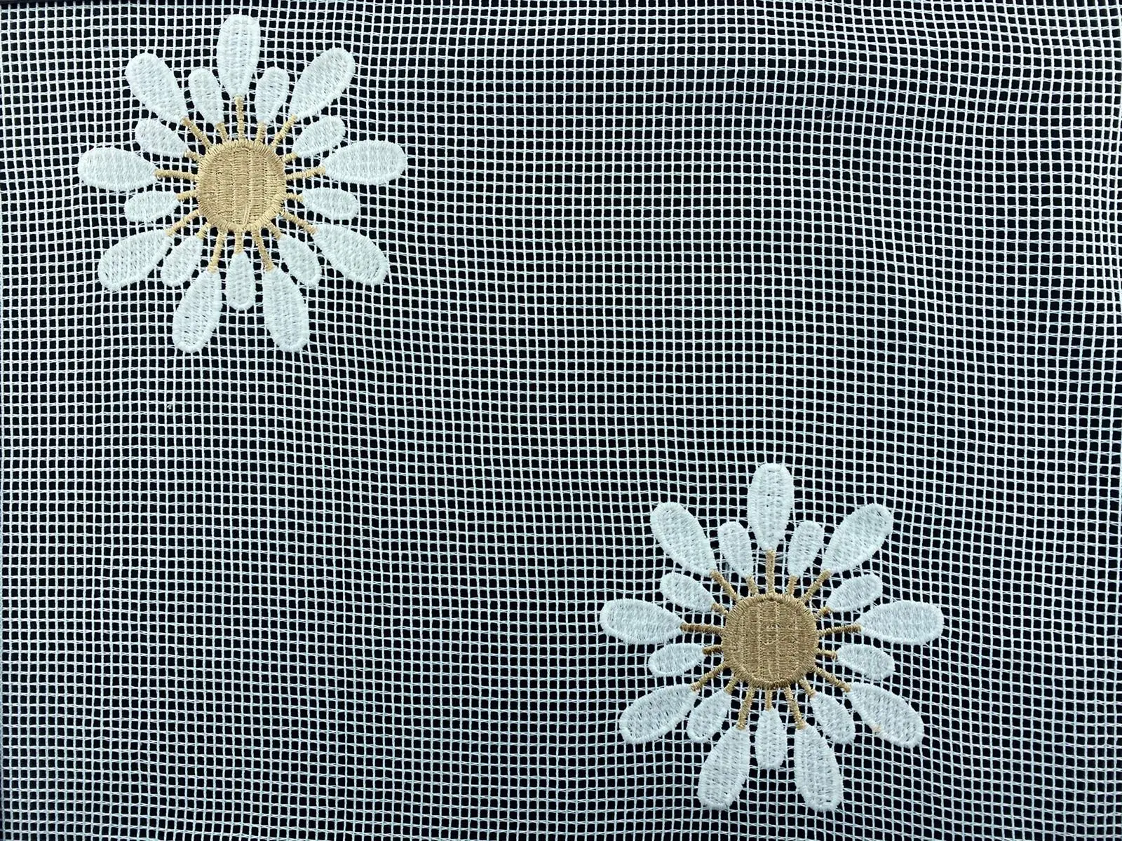 17039 Dantel · i̇thal · lez · fi̇le · polyester · nakişli · ham Zemi̇n · kasar-Beige İp · 160 cm