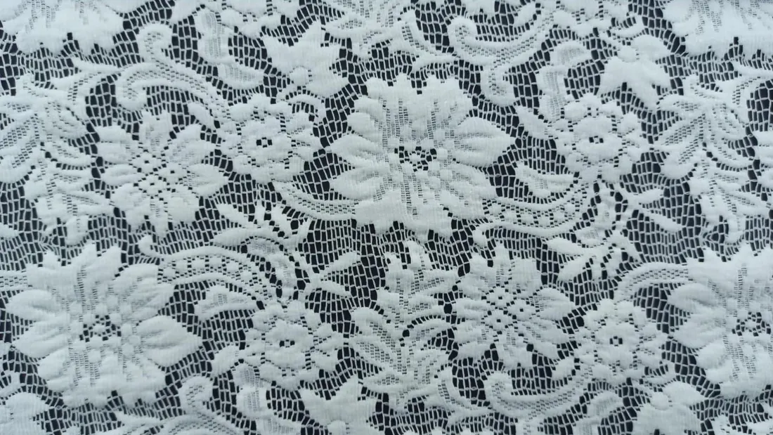 Fikse Polyester Yerli Dantel
