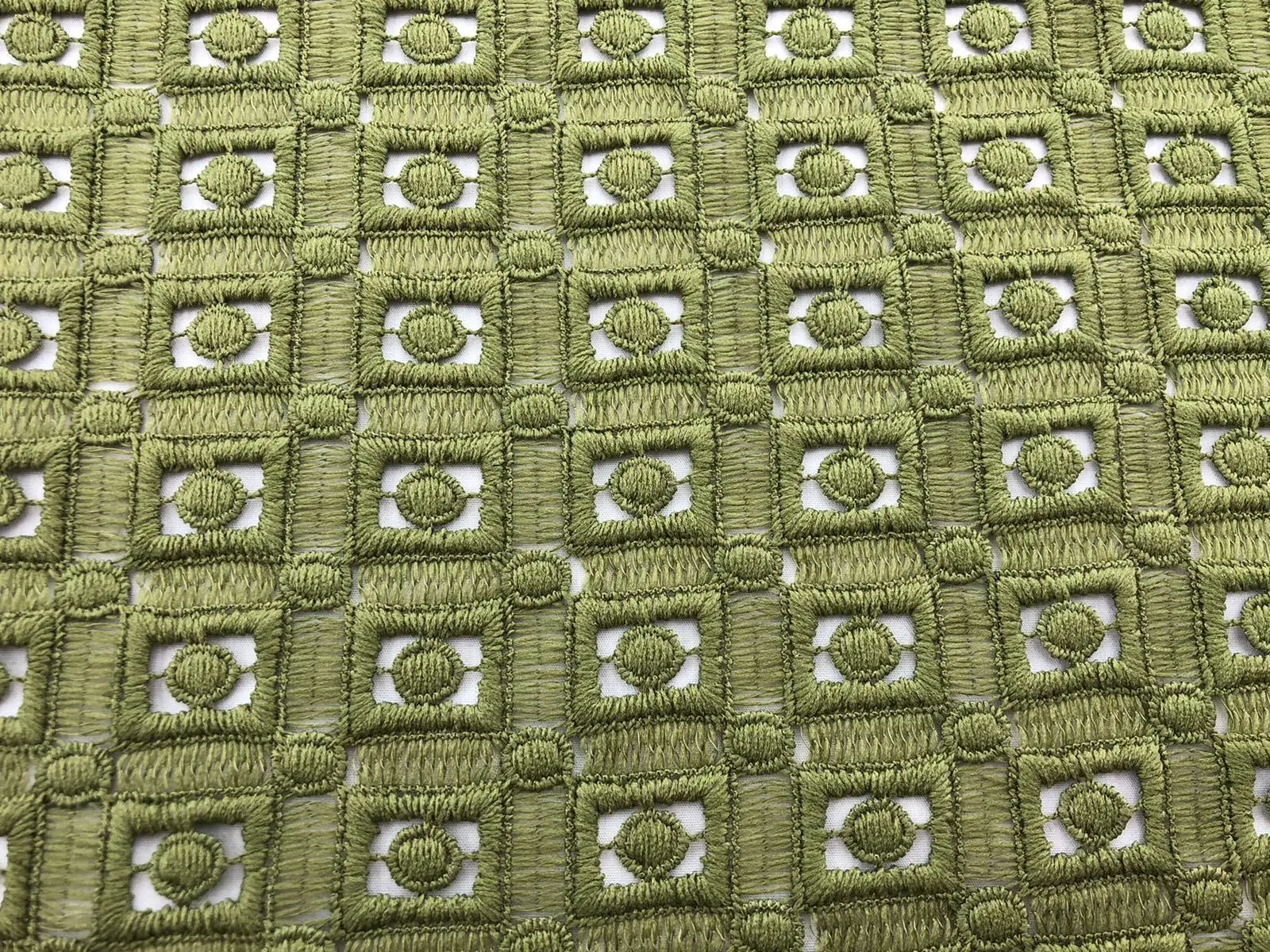 4399 Broderie · Imported · Matte Polyester · Raschel · Dark Green · 135 cm