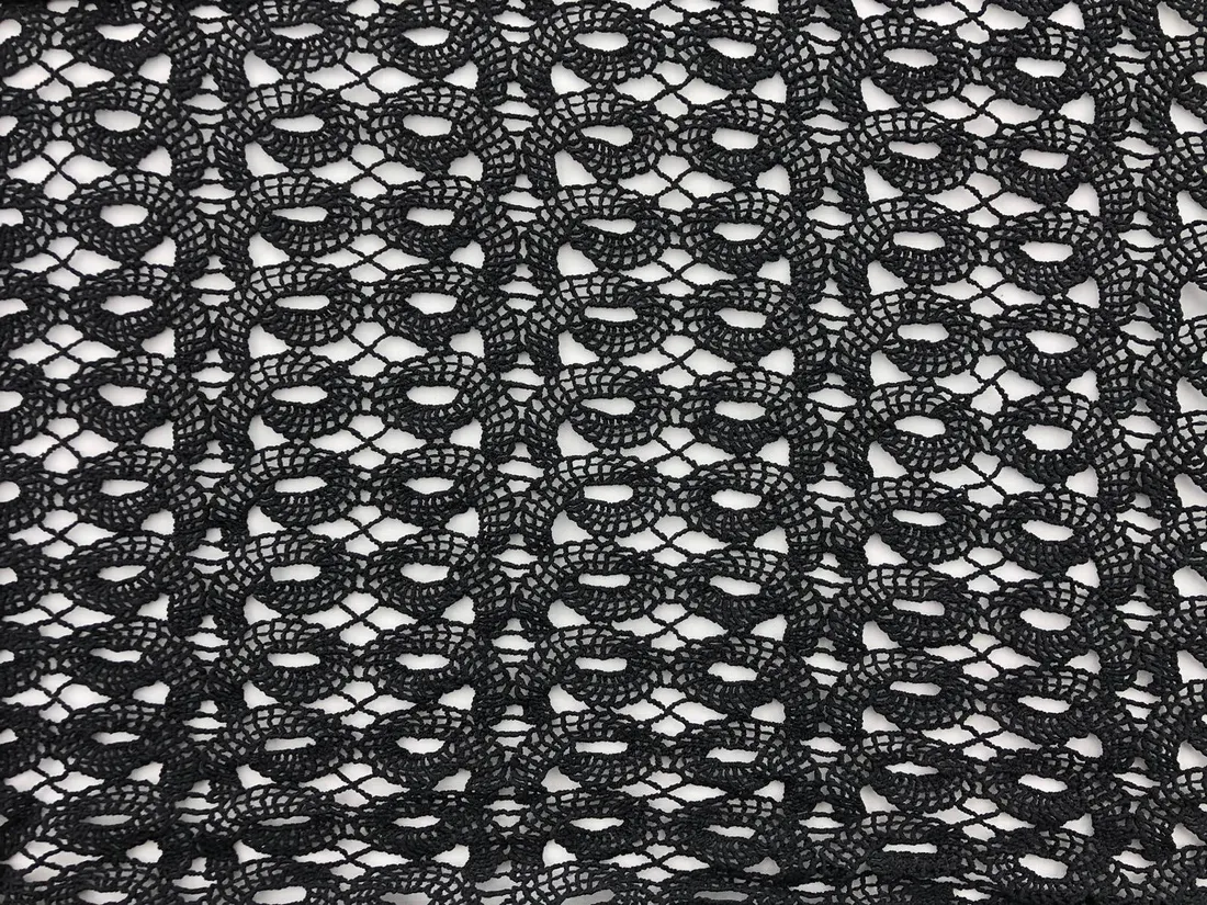 Siyah Polyester Yerli Güpür Brode · 130 cm
