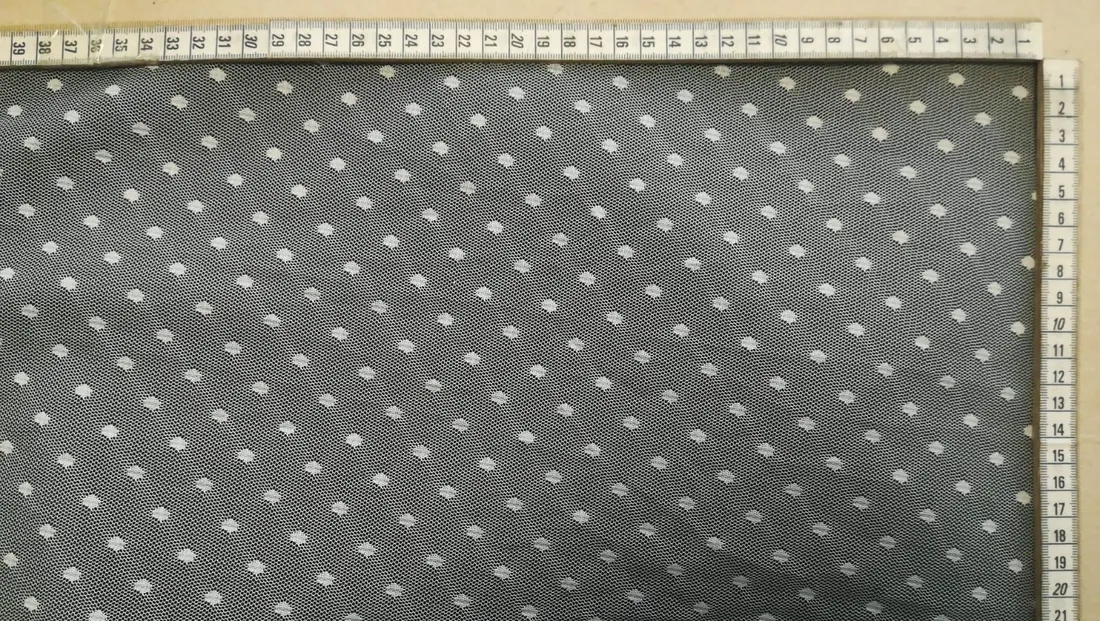 Beyaz Polyester İthal Tül · 165 cm