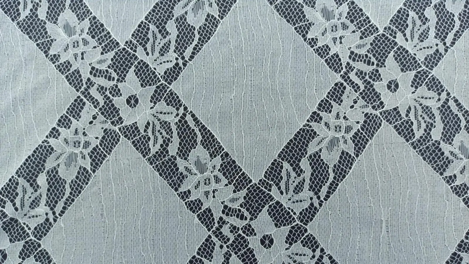 Fikse Naylon Yerli Dantel · 150 cm