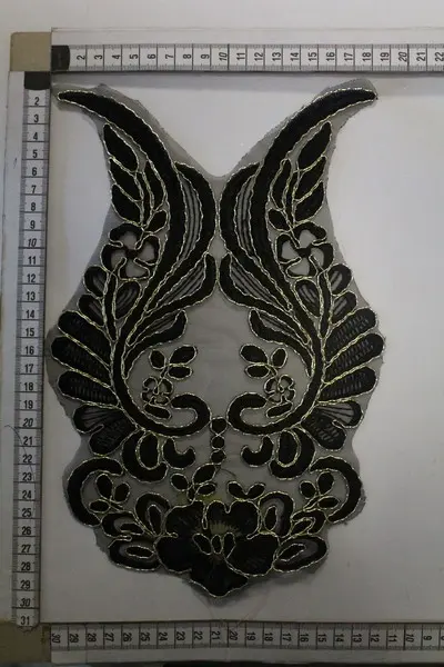 Siyah Polyester İthal Yaka Aplik