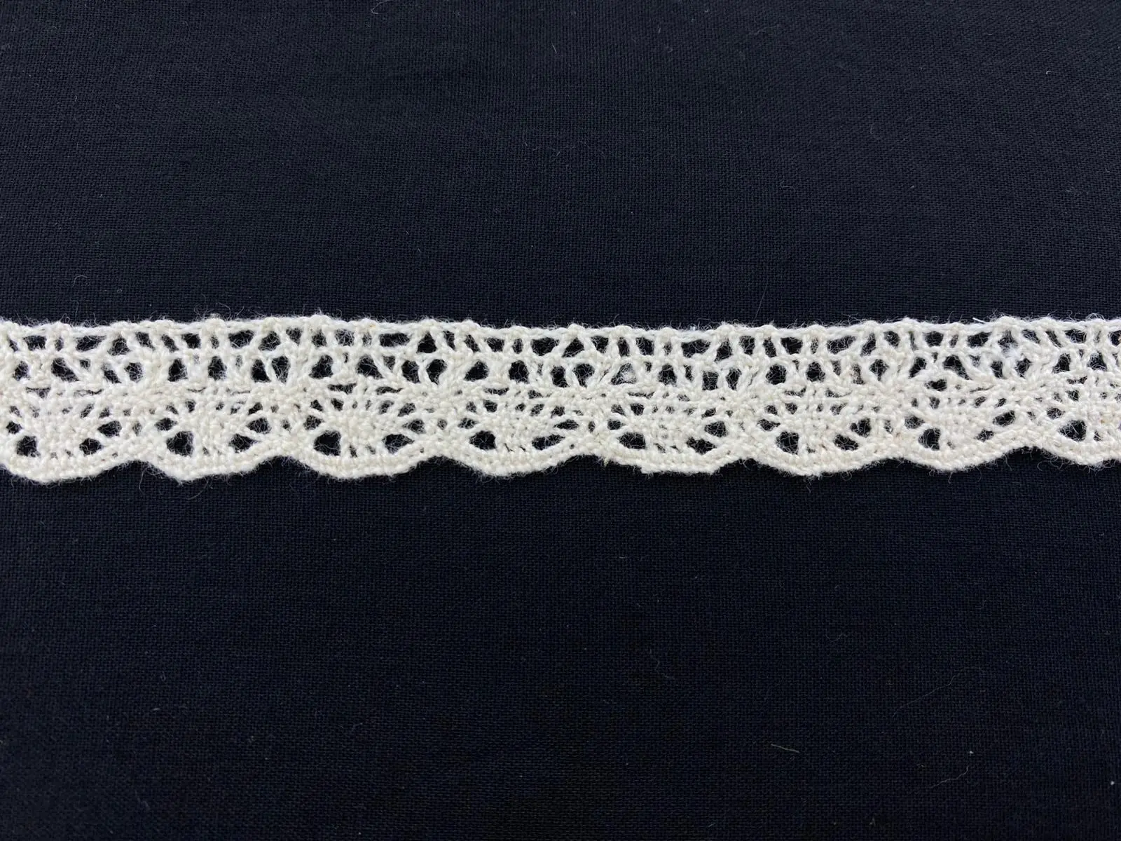 Ham Pamuk Yerli Dantel · 1,5 cm