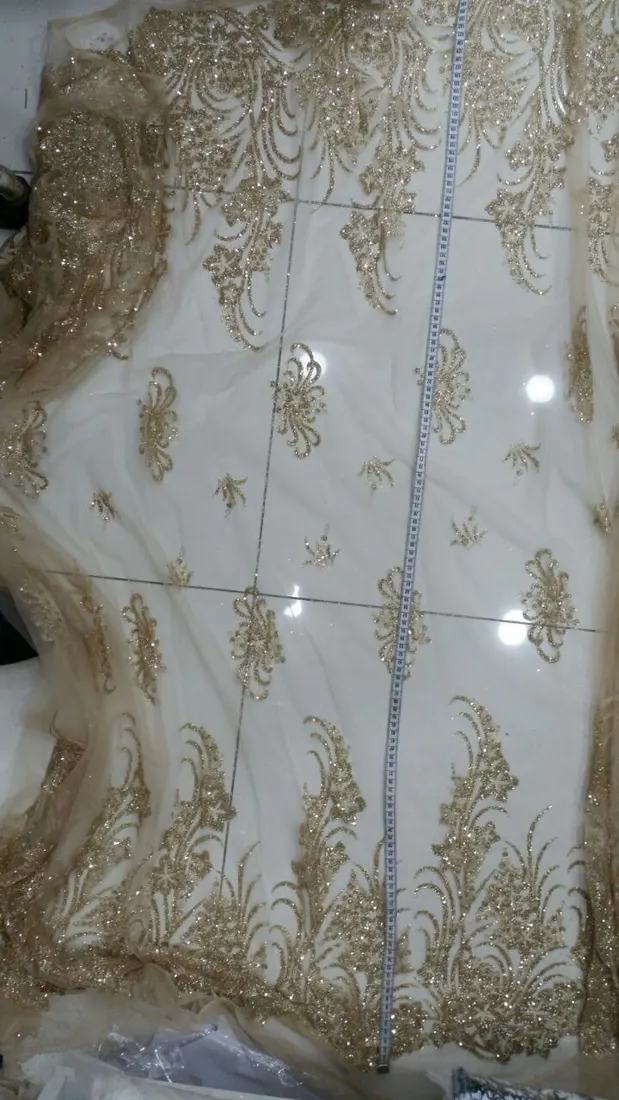 İthal Simli Brode Kumaş – Gold Polyester