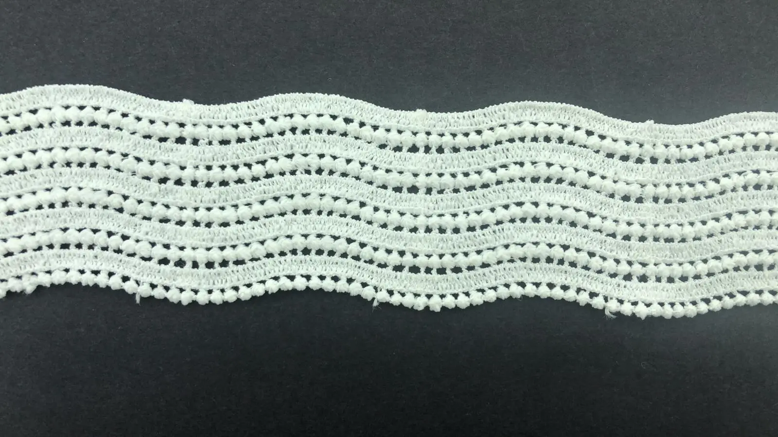Ham Mat Polyester Yerli Güpür Brode Bant · 4,5 cm