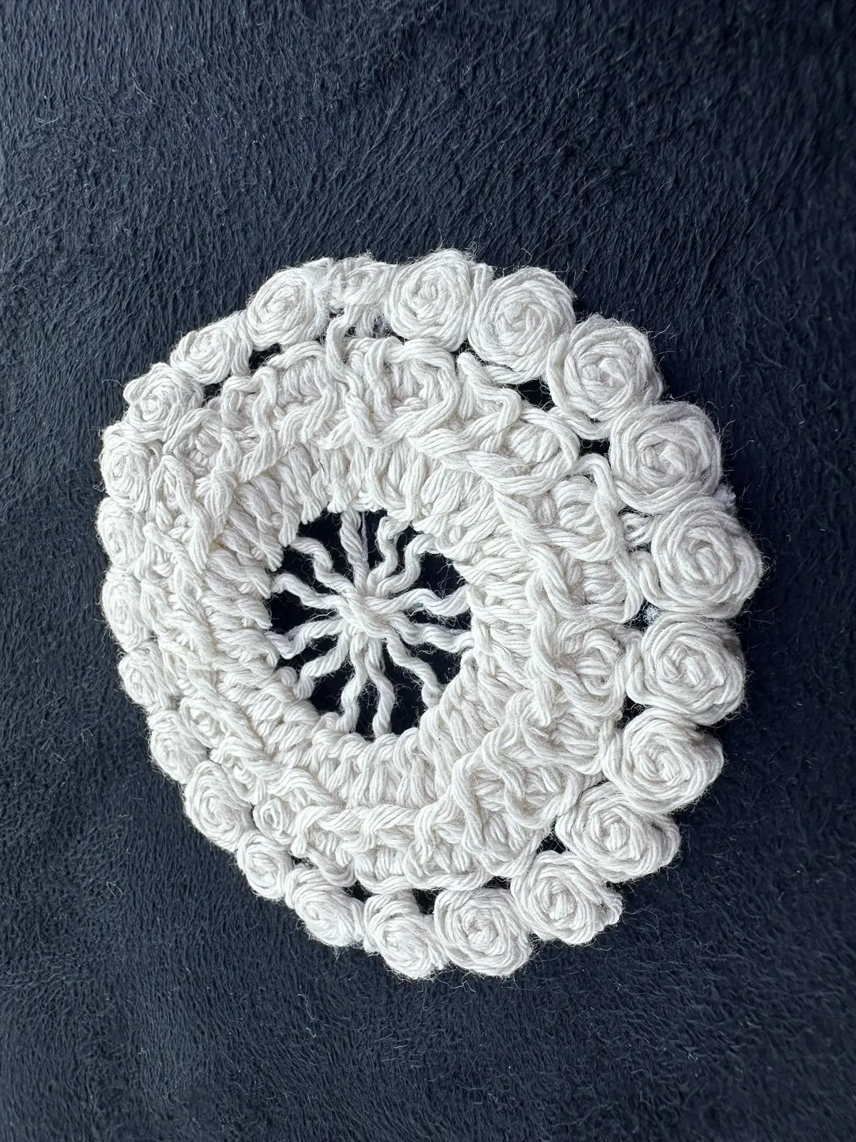 23390 Brode · Yerli · Aplik · Kordeneli · Pamuk · Ham · 8x8 Cm