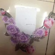 Renkli Nakışlı Polyester İthal Yaka